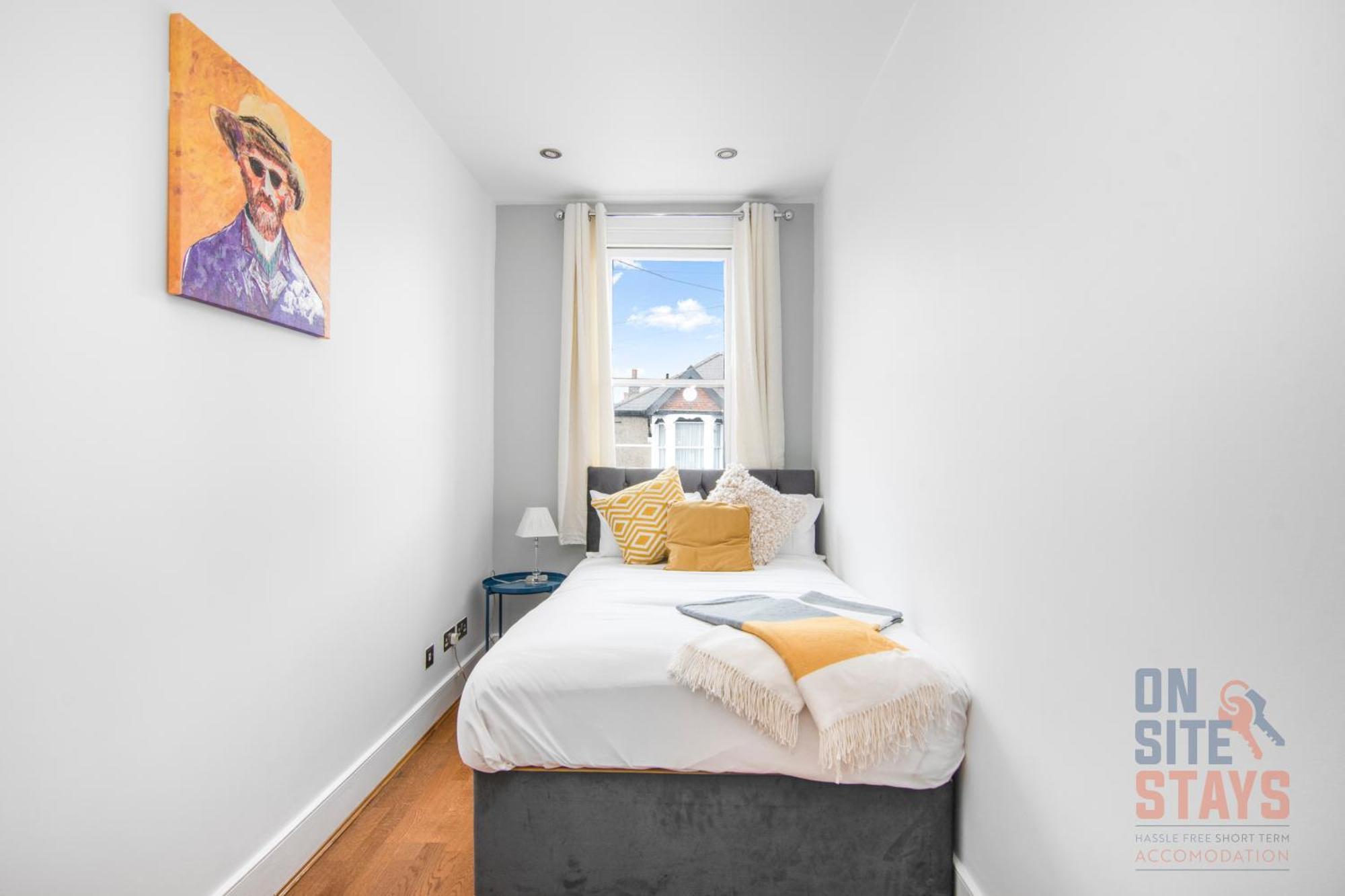 Apartment Onsitestays - Bright Spacious 2-br, Wifi And Lots Of Street Parking London